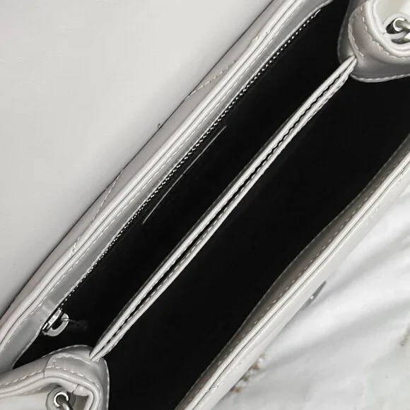 Saint Laurent Toy Monogram Matelasse LouLou Bag - Picture 12 of 16